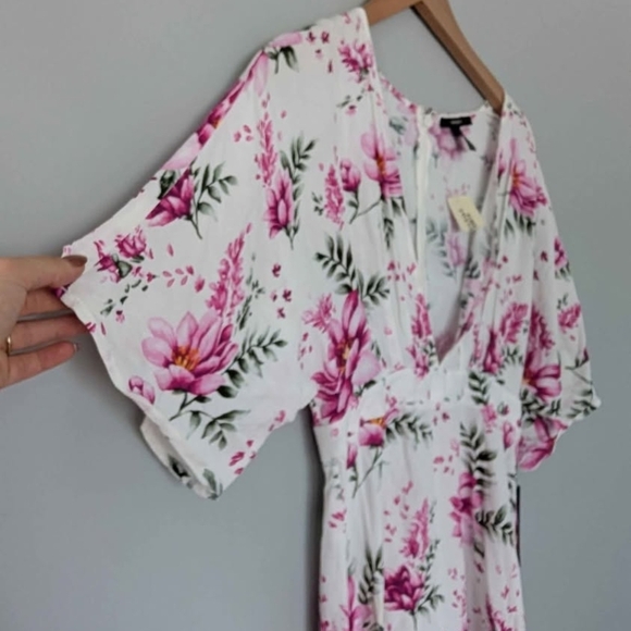 2/$20 BNWT Forever 21 Floral Print Mini Dress with Pink and Green Accents Medium - Picture 3 of 10